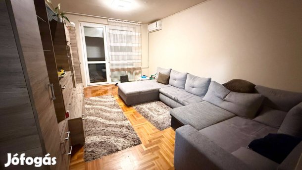 Nyíregyháza Örökösföldön 3 szobás 3. emeleti lakás eladó