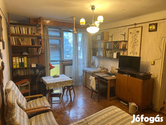 Nyíregyháza Petőfi u 1 + 2 félszobás lakás eladó