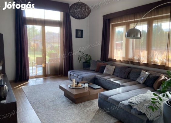 Nyíregyháza Tesco közelében amerikai konyhás nappalis,4 szobás,modern