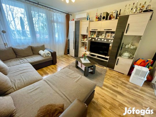 Nyíregyháza, Belváros Közelében 64 m2-Es, Erkélyes Lakás Eladó