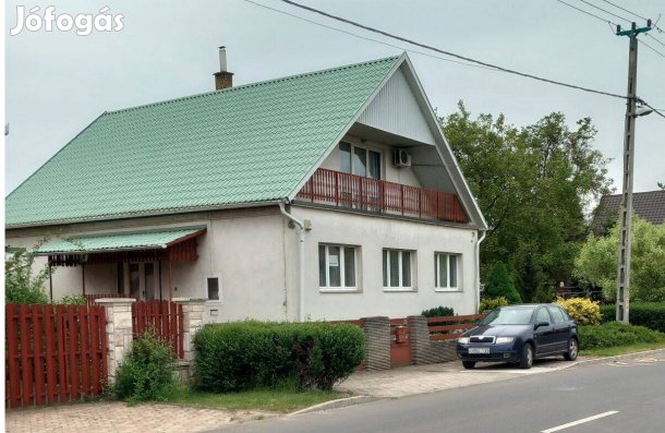 Nyíregyháza, Kertvárosban ház eladó/vagy lakásra cserélhető