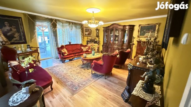 Nyíregyháza - Belváros - Családiház - Eladó