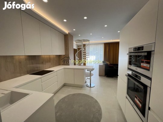 Nyíregyháza - Belváros - Lakás - Eladó