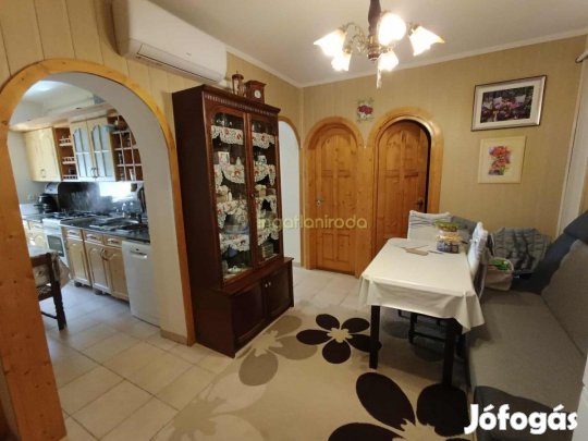 Nyíregyháza - Belváros közeli - Lakás - Eladó