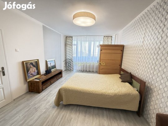 Nyíregyháza - Egyetemek közelében - Lakás - Eladó