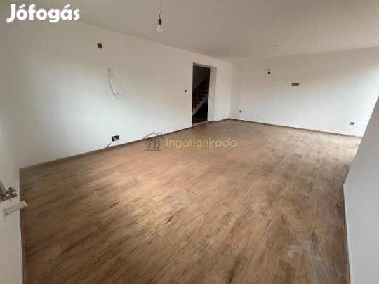 Nyíregyháza - Korányi Kertváros - Családiház - Ikerház - Eladó