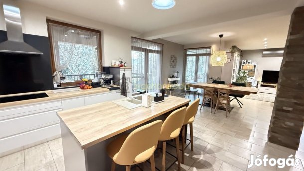 Nyíregyháza - Oros között - Családiház - Eladó