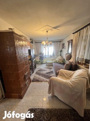 Nyíregyháza - Ságvári kertváros - Ikerház - Eladó