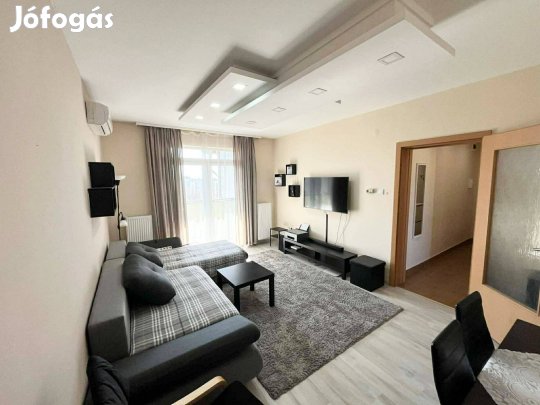 Nyíregyháza, kórház közelében szép állapotú 2 szobás lakás eladó