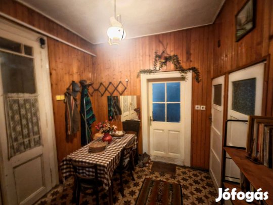 Nyíregyháza belvárosában 423 nm-es ép. telek lebontandó házzal eladó