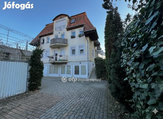 Nyíregyházai 115 nm-es lakás eladó