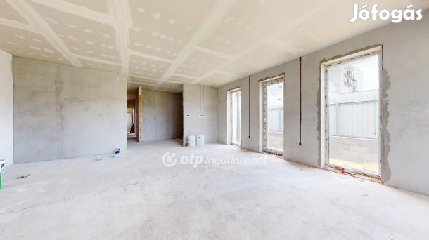 Nyíregyházai 133 nm-es ház eladó
