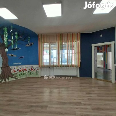 Nyíregyházai 337 nm-es ház eladó