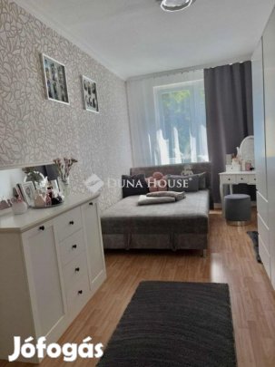 Nyíregyházai 51 nm-es lakás eladó