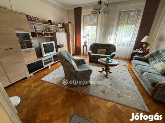 Nyíregyházai eladó 165 nm-es ház