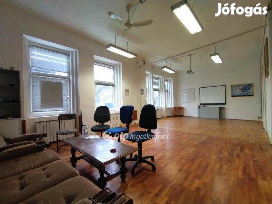 Nyíregyházai eladó 220 nm-es ház