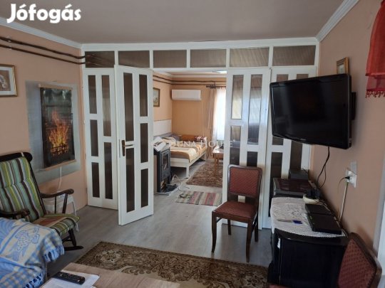 Nyíregyházai eladó 42 nm-es ház