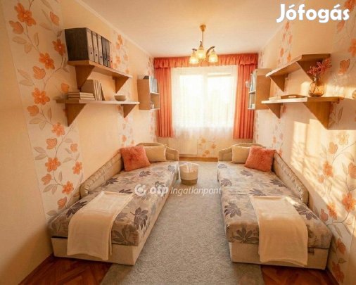 Nyíregyházai eladó 55 nm-es lakás