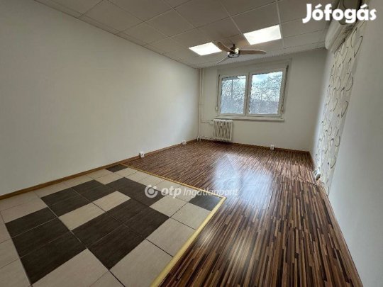 Nyíregyházai eladó 62 nm-es lakás