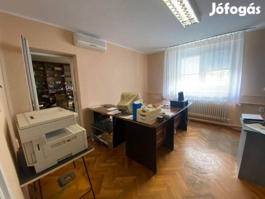 Nyíregyházán, 197 nm alapterületű, ipari ingatlan eladó!