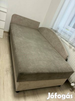 Nyíregyházán egyszemélyes ágy eladó!