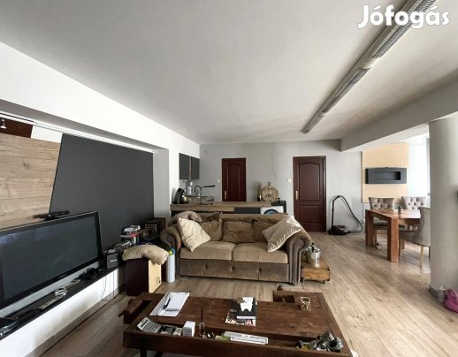 Nyíregyházán földszinti 65nm-es nappali+1szobás ingatlan eladó!