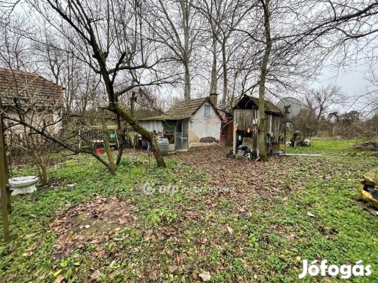 Nyírteleki 58 nm-es ház eladó