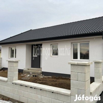 Nyírtelken Új Építésű Családi Ház Udvari Beállóval Eladó
