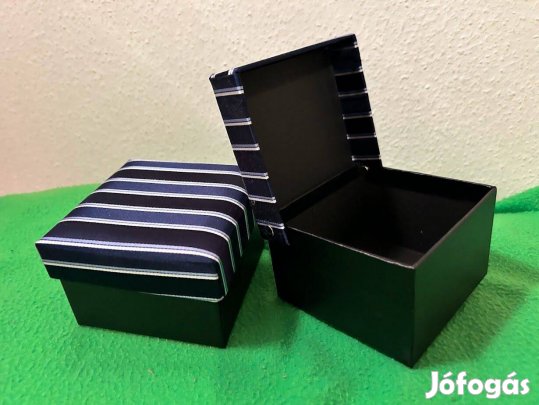 Nyitható díszdoboz