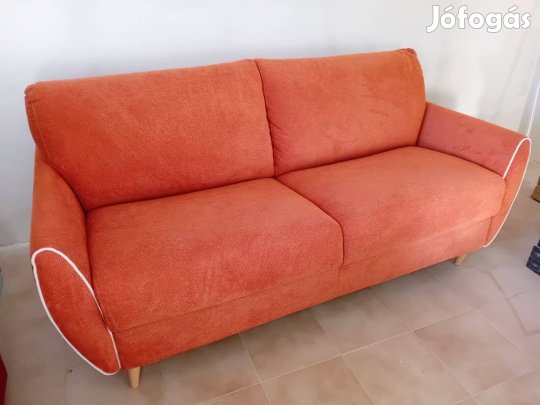 Nyithatókanapéágy