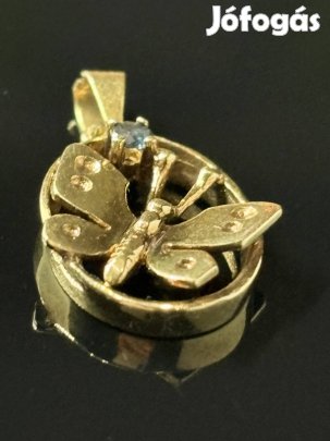 Nyolc karátos arany Medál, Zafír kővel