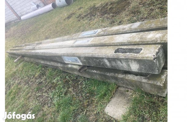 Nyolcszög keresztmetszetű lámpaoszlop