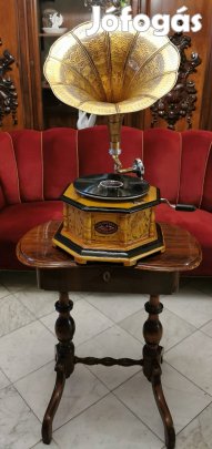 Nyolcszögletű Gramofon - Egyedi Megjelenéssel