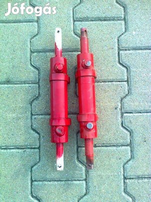 Nyomjelző váltó munkahenger