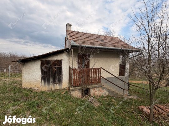 Nyugalom, panoráma, életérzés  mindez Egerváron