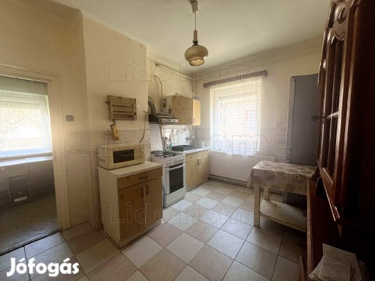 Nyugalom, tér és lehetőség egy helyen  családi otthon a természet