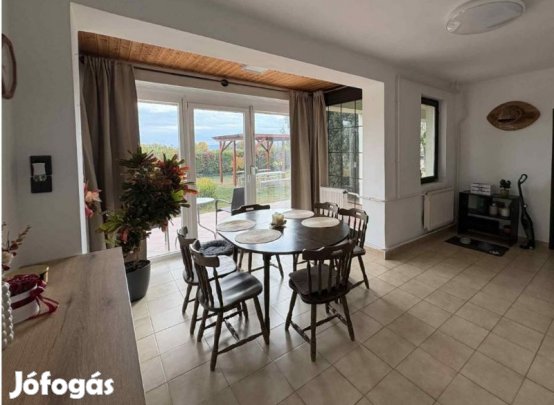 Nyugalom, tér és lehetőségek Pogányban