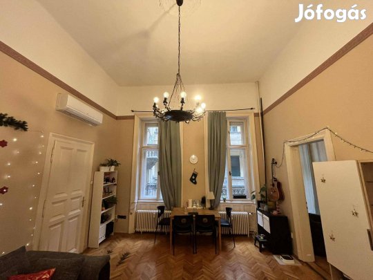 Nyugati Térnél eladó lakás