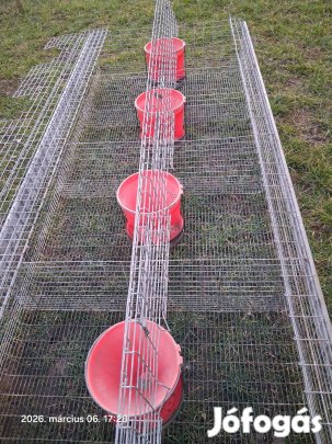 Nyúlketrec önetetővel 