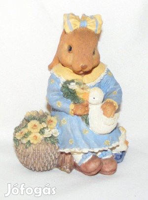 Nyuszi figura, húsvéti dekoráció