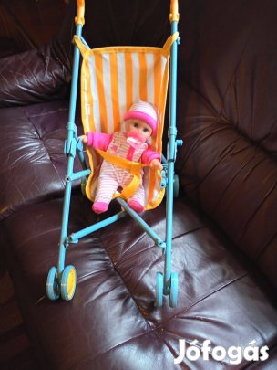 Nyuszis pólyásbaba kocsijában eladó