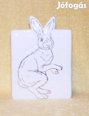 Nyuszis porcelán váza, doboz