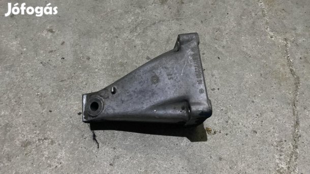 OM611 MOTORTARTÓ BAK JOBB A6112230304 eladó