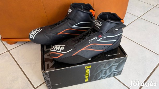 OMP ONE-S homológ versenycipő / szimulátoros cipő
