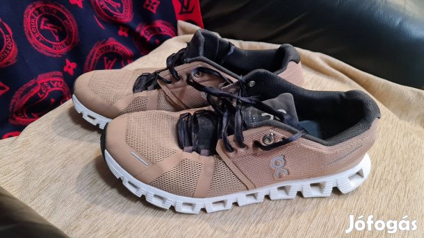 ON cipő (43) eladó!