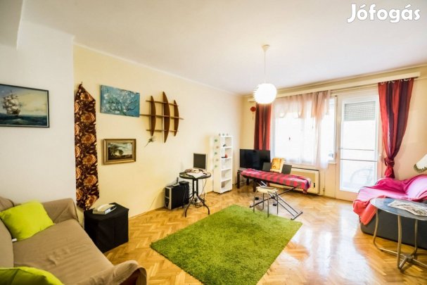 Óbuda közkedvelt részén 2 szobás lakás eladó