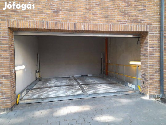 Óbuda központjában garázs kiadó