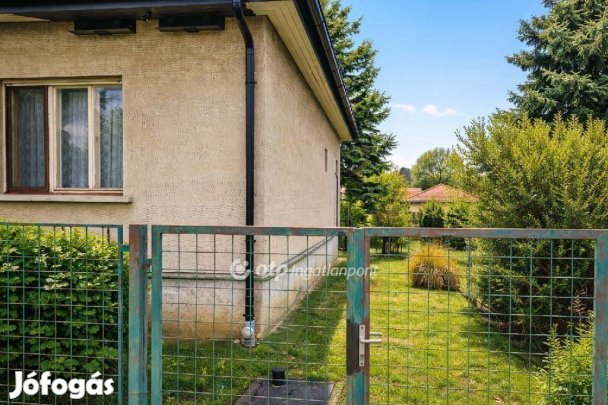 Ócsai 83 nm-es ház eladó