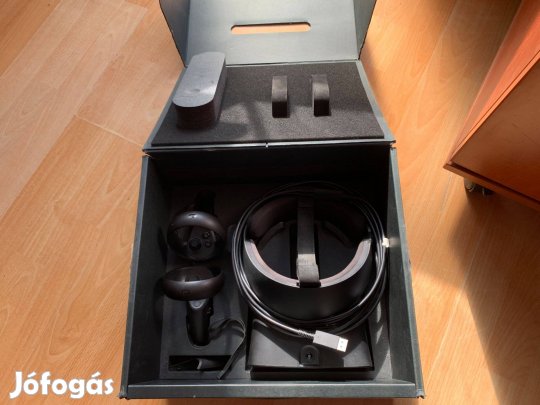 Oculus Rift S VR headset