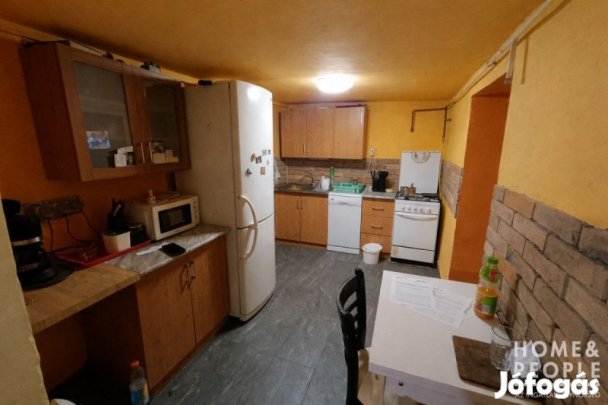 Óföldeákon 4 szobás családi ház eladó!